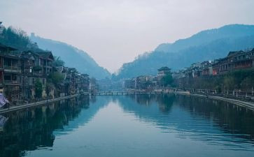 《边城》读后感作文8篇