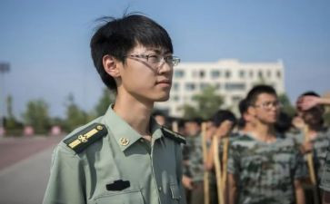 高校十佳辅导员事迹6篇
