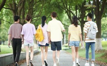 2024大学毕业生自我鉴定模板7篇