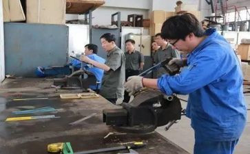 电工工作年终总结最新8篇