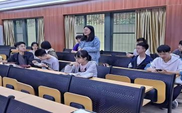 申请副班长职位的申请书5篇