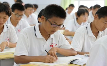军训心得体会高一400字5篇