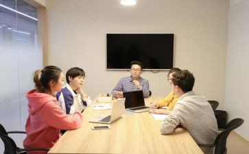 教育局局长教育述职报告8篇
