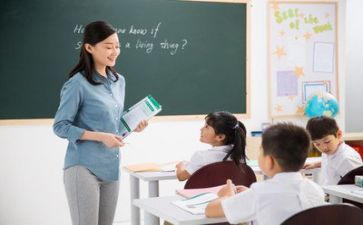 我的老师600字作文优秀作文5篇