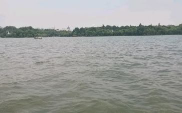 胜西湖的作文优质8篇