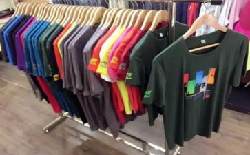 幼儿园小班叠衣服教案7篇