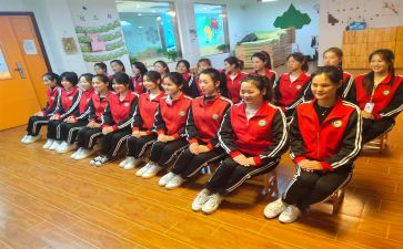 县优秀幼儿园教师主要事迹5篇