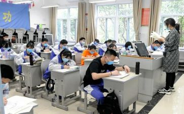 在校学生入党申请书8篇