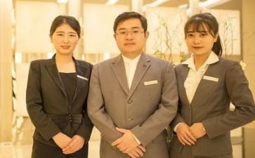 抓职工工作报告5篇